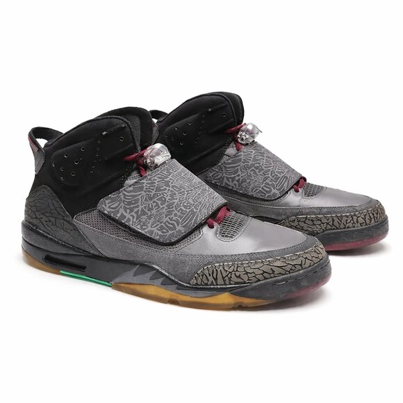 Air Jordan Athletic Sneakers Black & Gray | High-Top Streetwear Trainers | Men’s main image 8